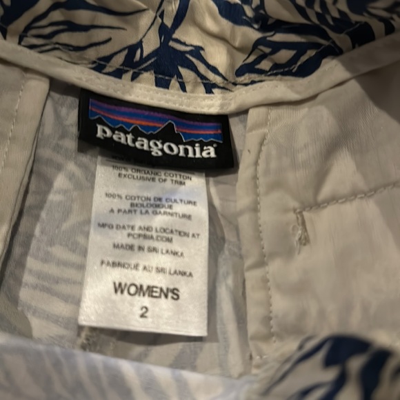 Patagonia All Wear Leaf Palm Shorts size 2 - Picture 2 of 5